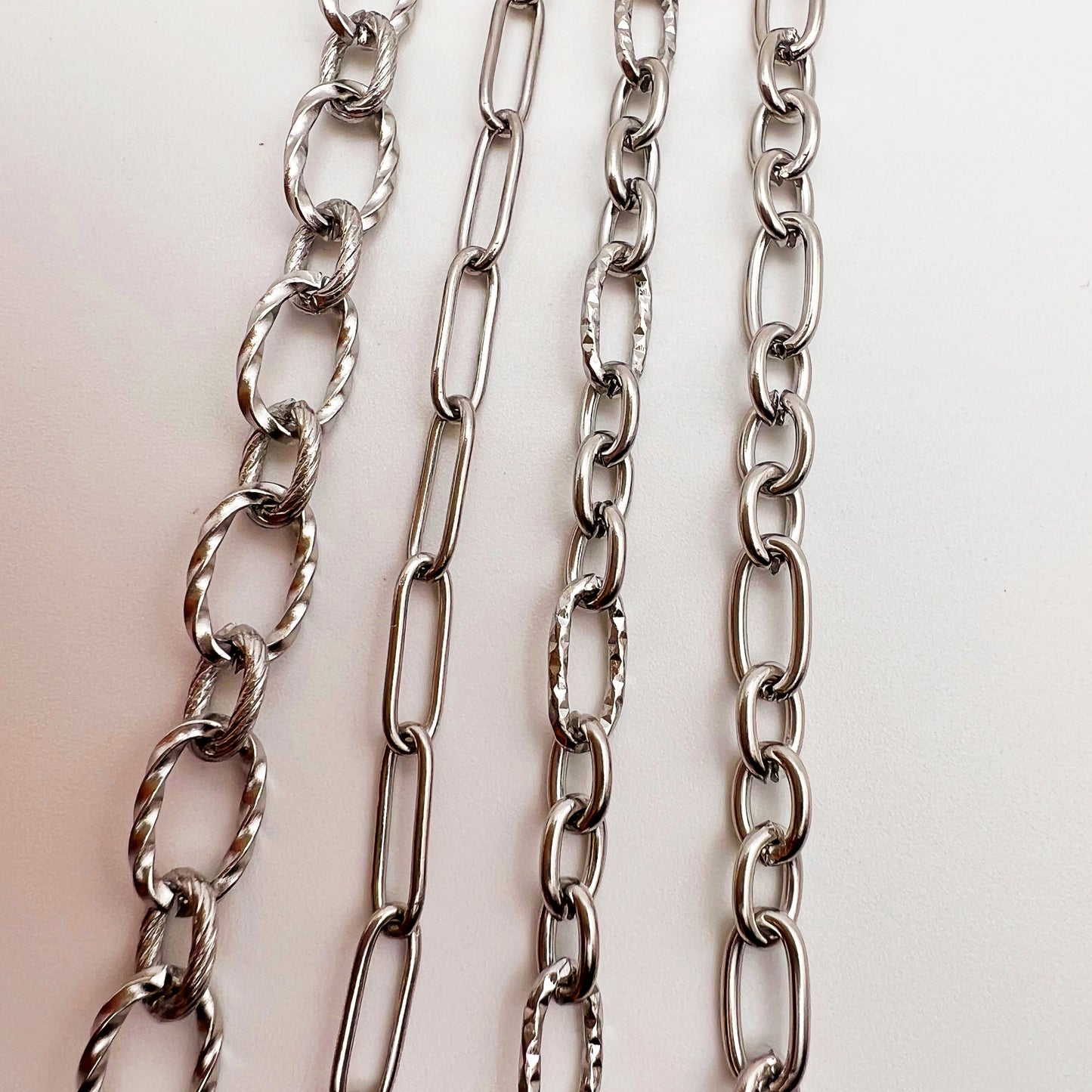 Charm Bar Chains